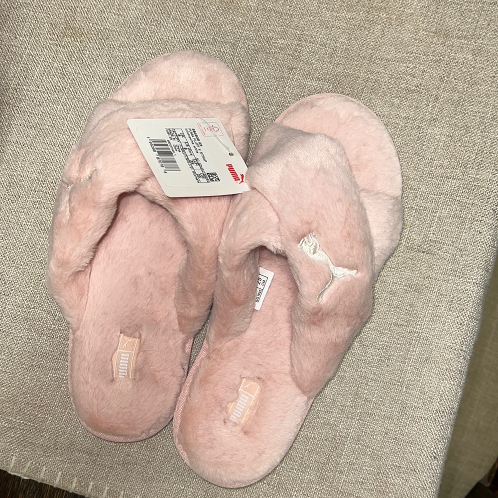 (WMNS) PUMA Fluff X Strap Slide 'Lotus' 384936-03 size 8 NEVER worn